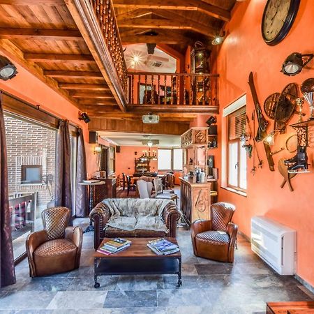 Villamayor de Campos Casa Del Trotamundosゲストハウス エクステリア 写真