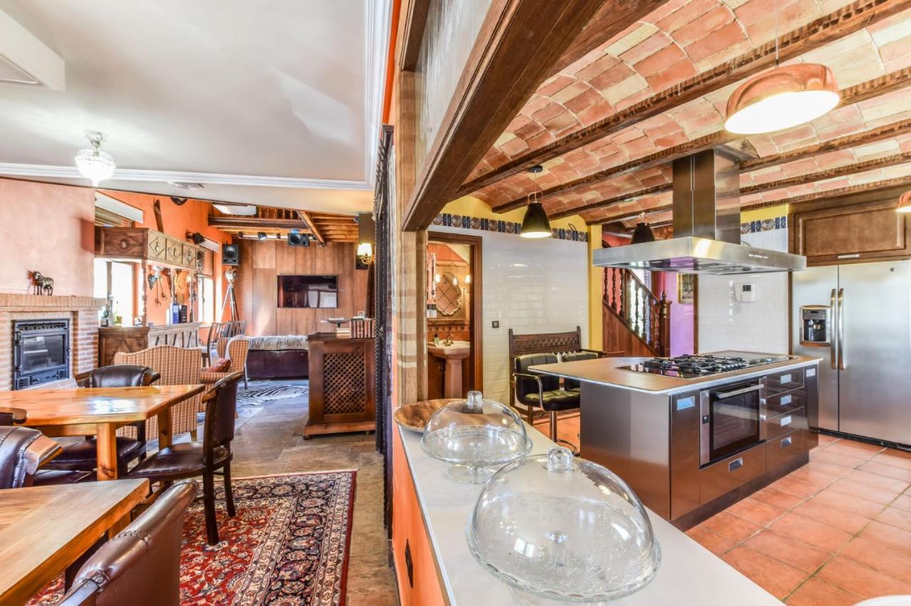 Villamayor de Campos Casa Del Trotamundosゲストハウス エクステリア 写真